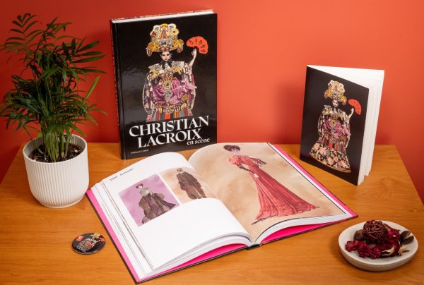 Catalogue "Christian Lacroix en scène"